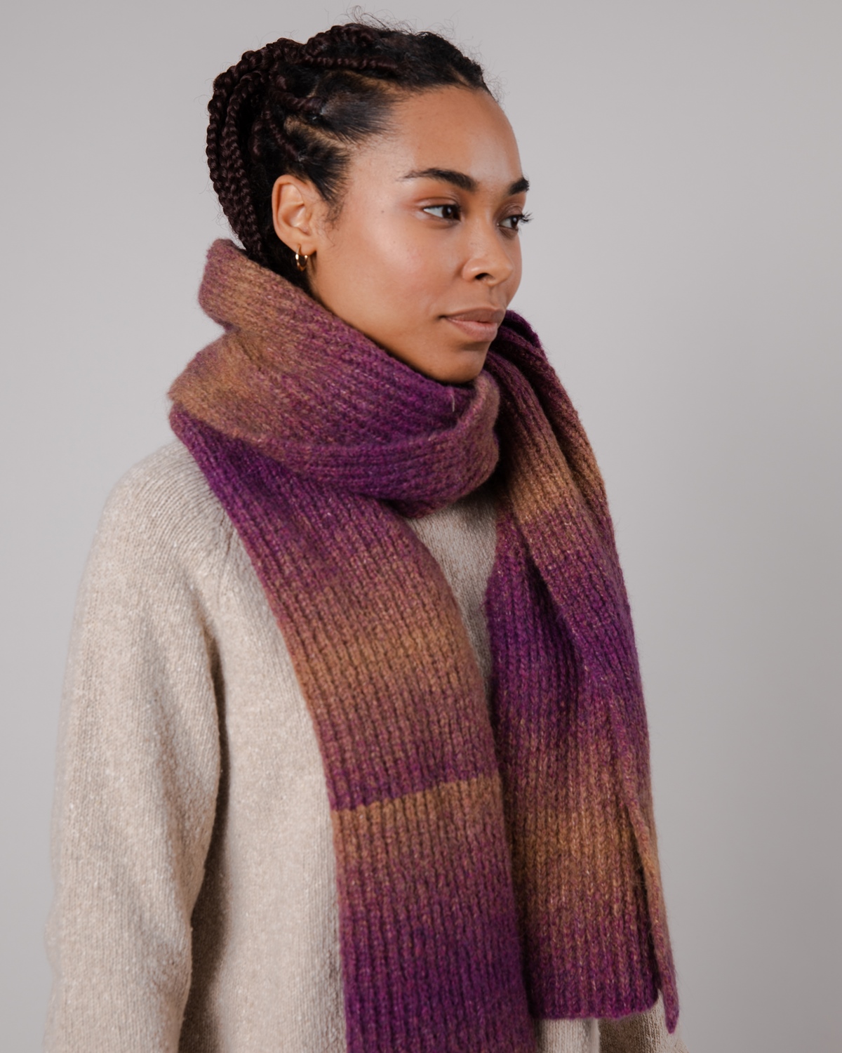 BRAVA RETRO SCARF