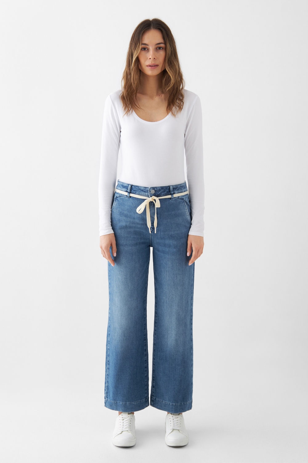 DAWN DEW FLARED SOFT DENIM