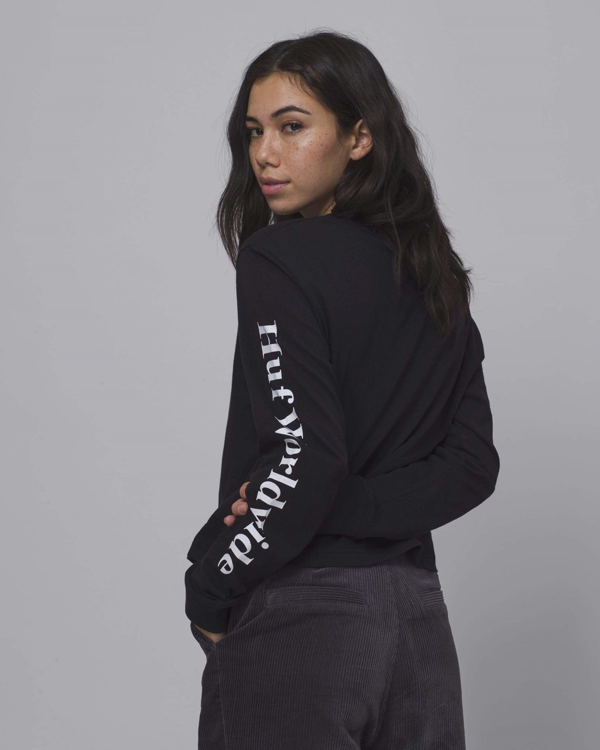 HUF DOMESTIC L/S CROP TEE