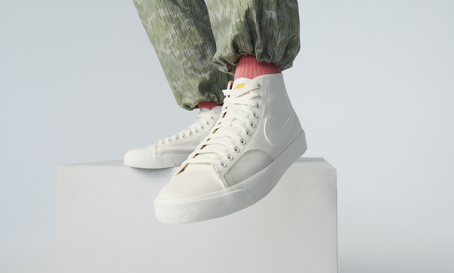 NIKE SB BLAZER COURT MID PREMIUM