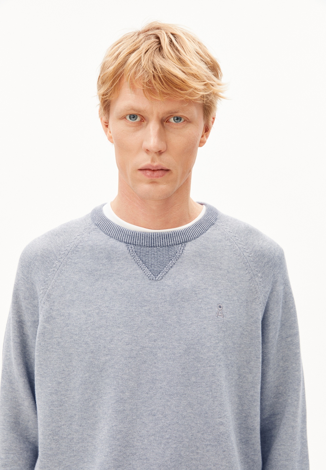 ARMEDANGELS COTTON KNIT SWEATER Größe: L FARBE: silver