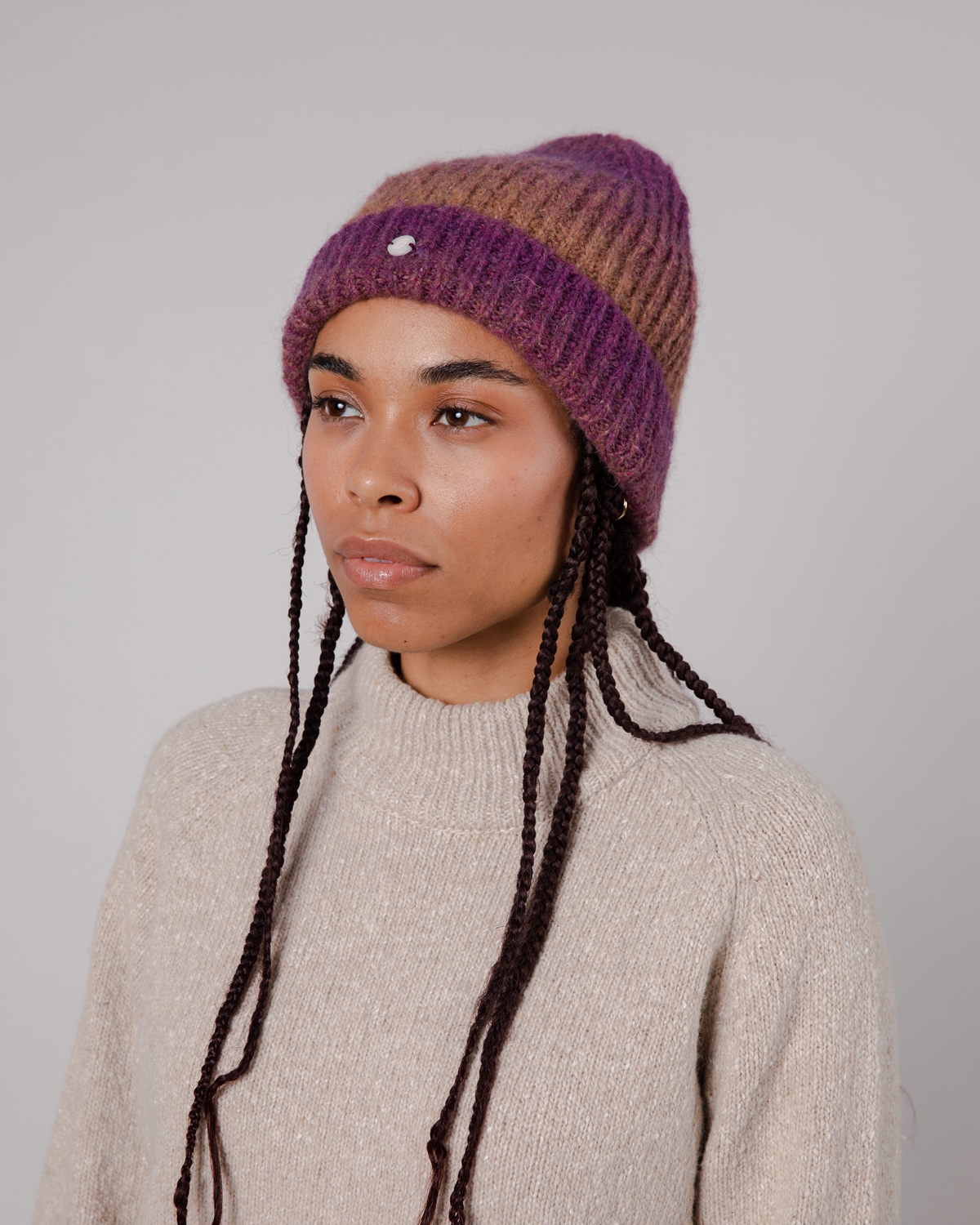 BRAVA RETRO BEANIE