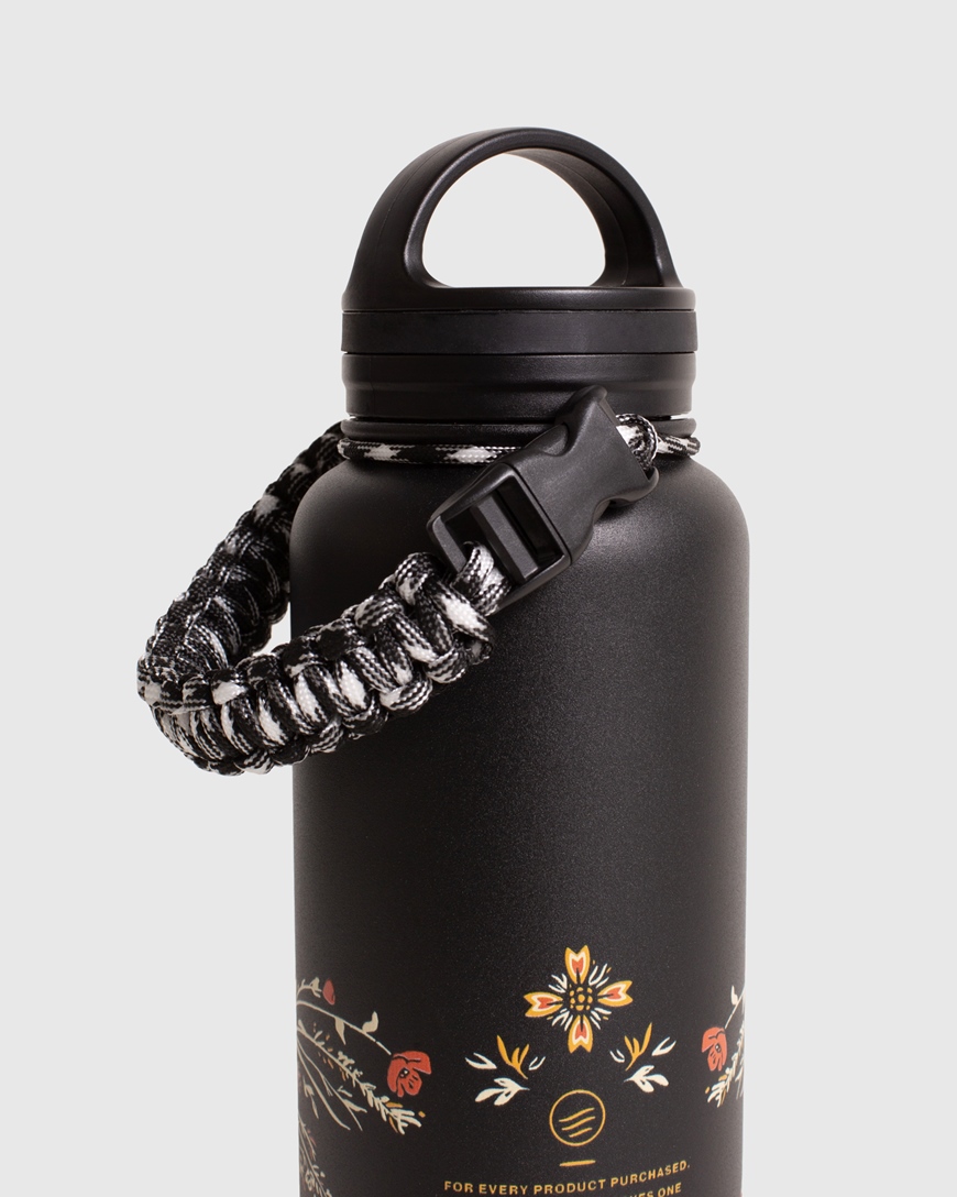 UNITED BY BLUE BLOOM WILDLY BOTTLE