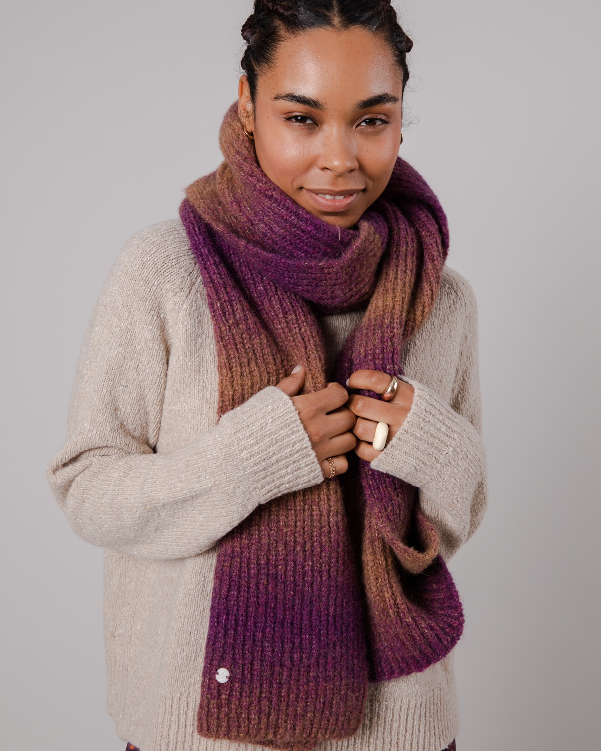 BRAVA RETRO SCARF