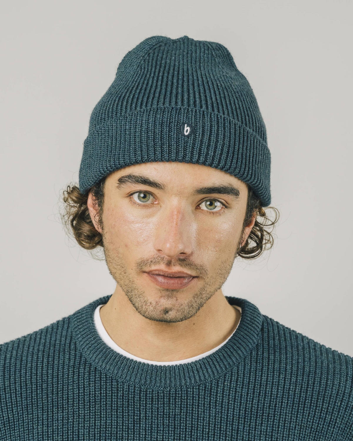 BRAVA WATERFRONT BEANIE