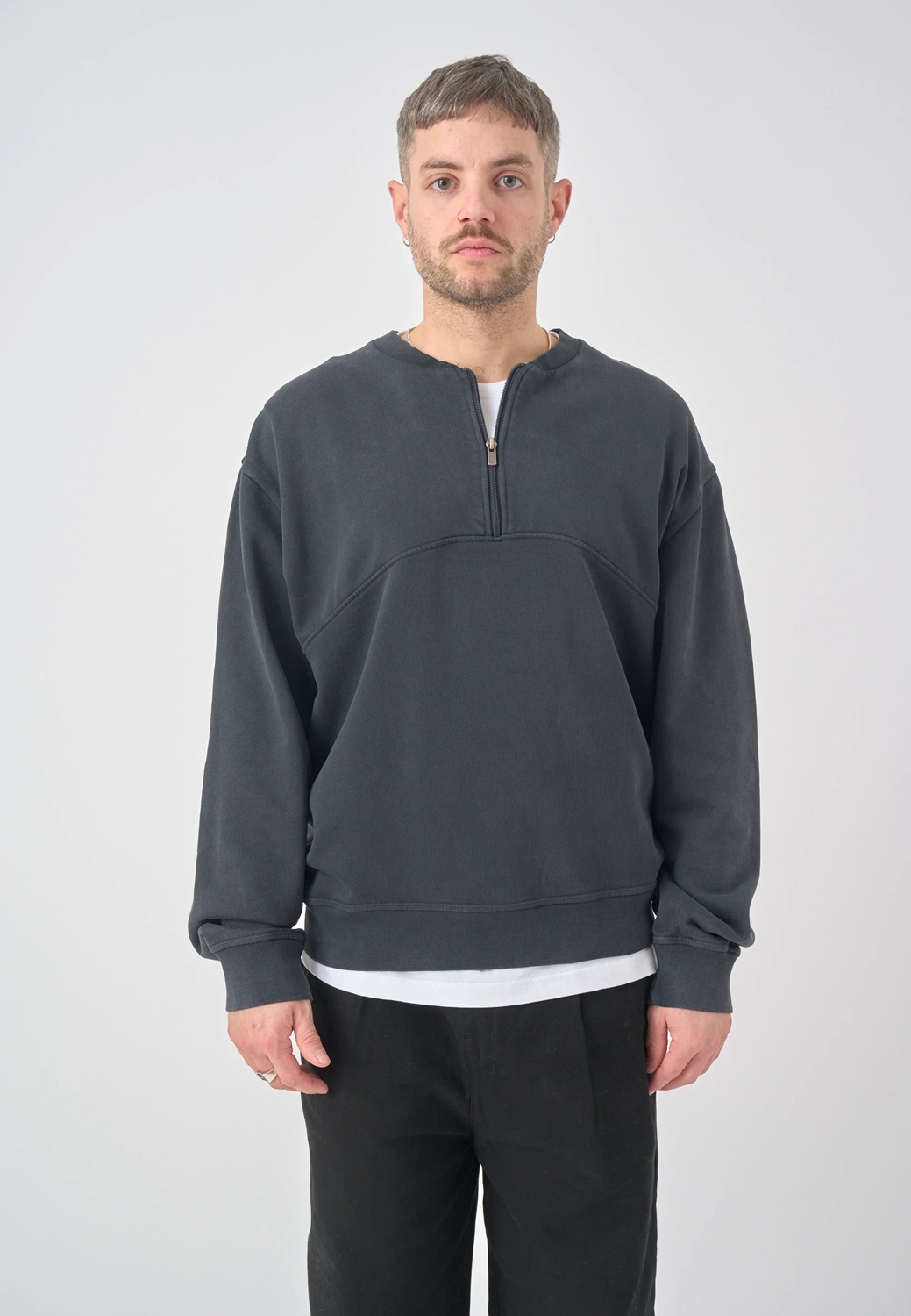 CLEPTOMANICX BOXY CREWNECK GUNTER